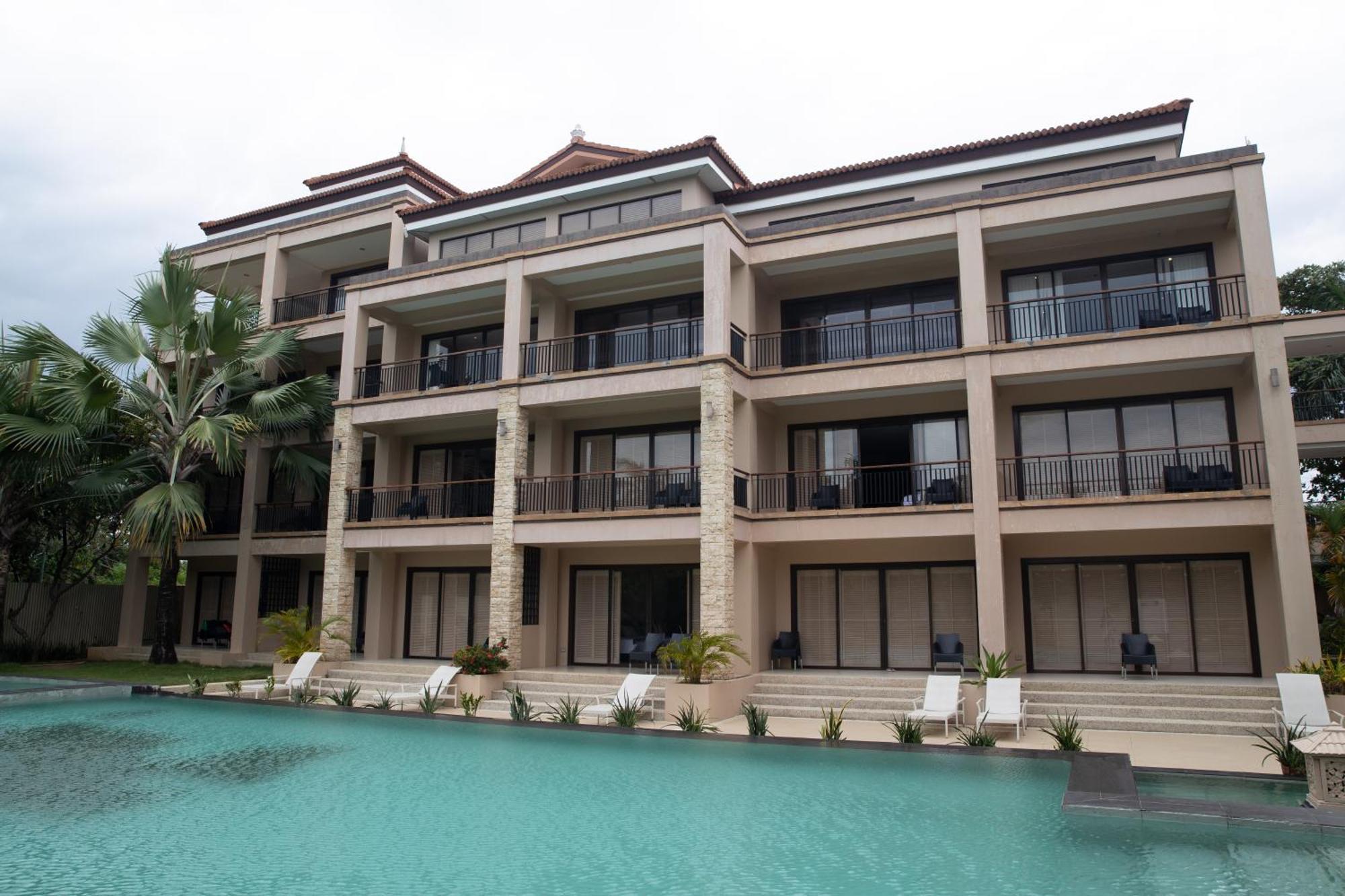 Coralpoint Gardens Suites & Residences ماكتان المظهر الخارجي الصورة