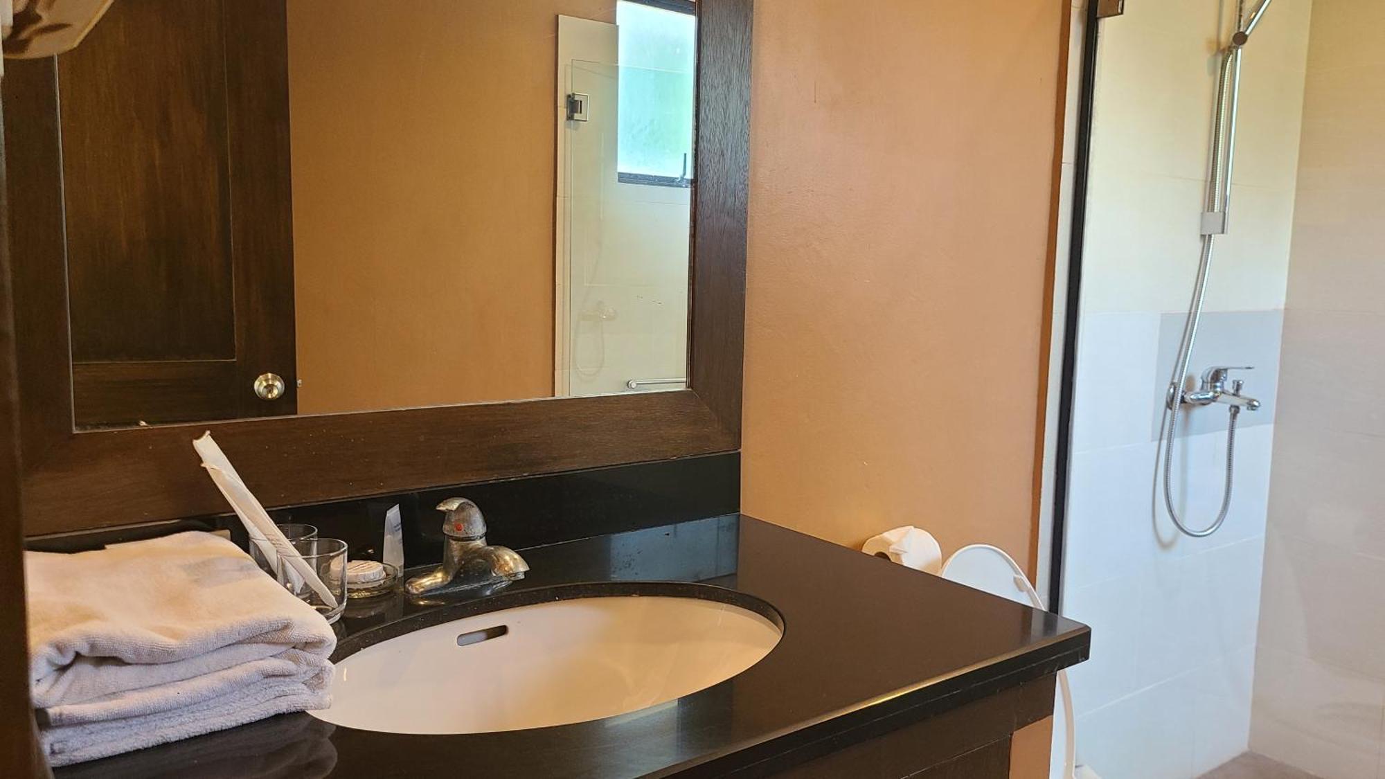 Coralpoint Gardens Suites & Residences ماكتان المظهر الخارجي الصورة